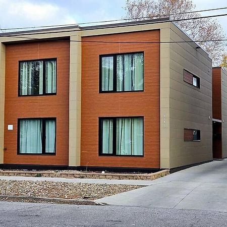 Kcm Mikros Smart Apartments 8 Cleveland Eksteriør bilde