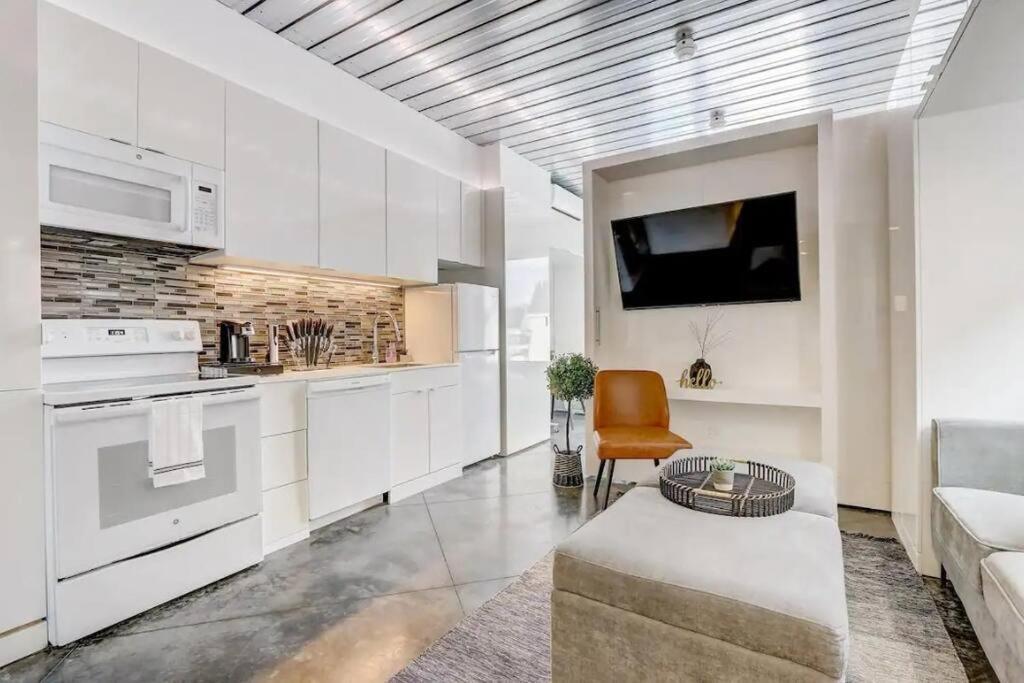 Kcm Mikros Smart Apartments 8 Cleveland Eksteriør bilde